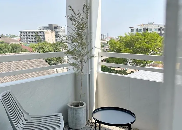 Udms On Nut 10 - Bangkok's Charm 40 Sqm Pensión