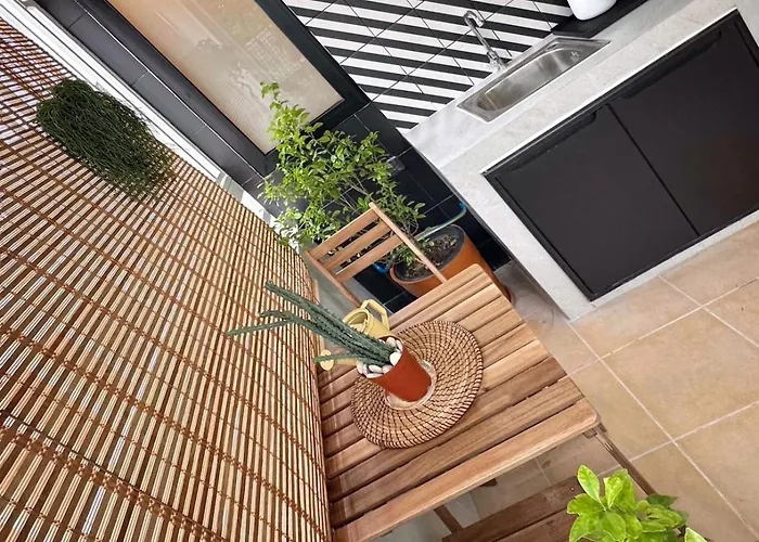 Pensión Udms On Nut 10 - Bangkok's Charm 40 Sqm 4*